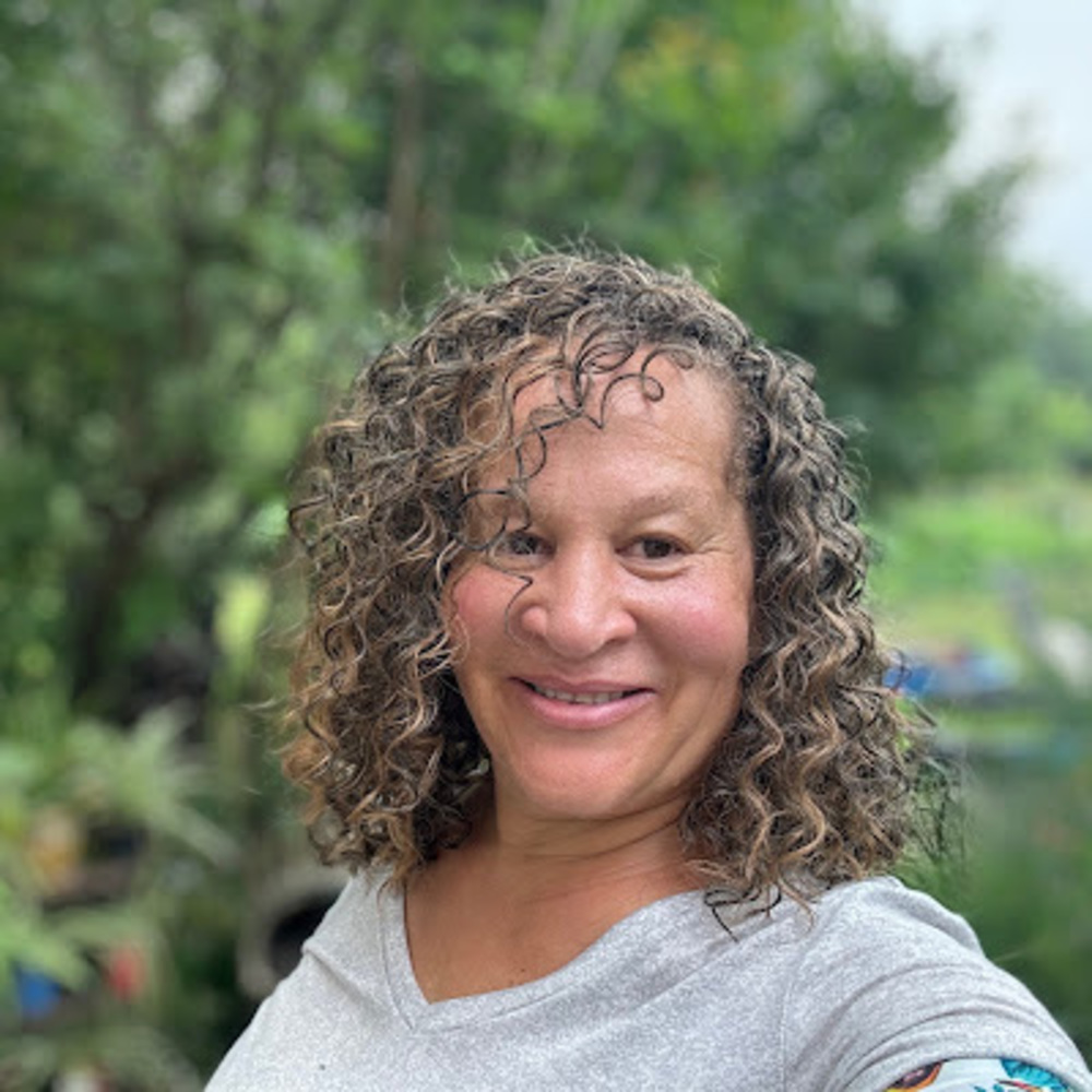 Meet your Posher, Denice